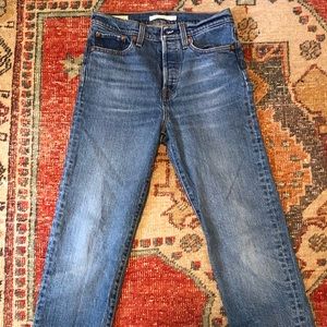 Levi’s wedgie straight jeans